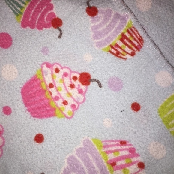 Homemade Cloth wipes set of 3 with cupcake design - Picture 2 of 2